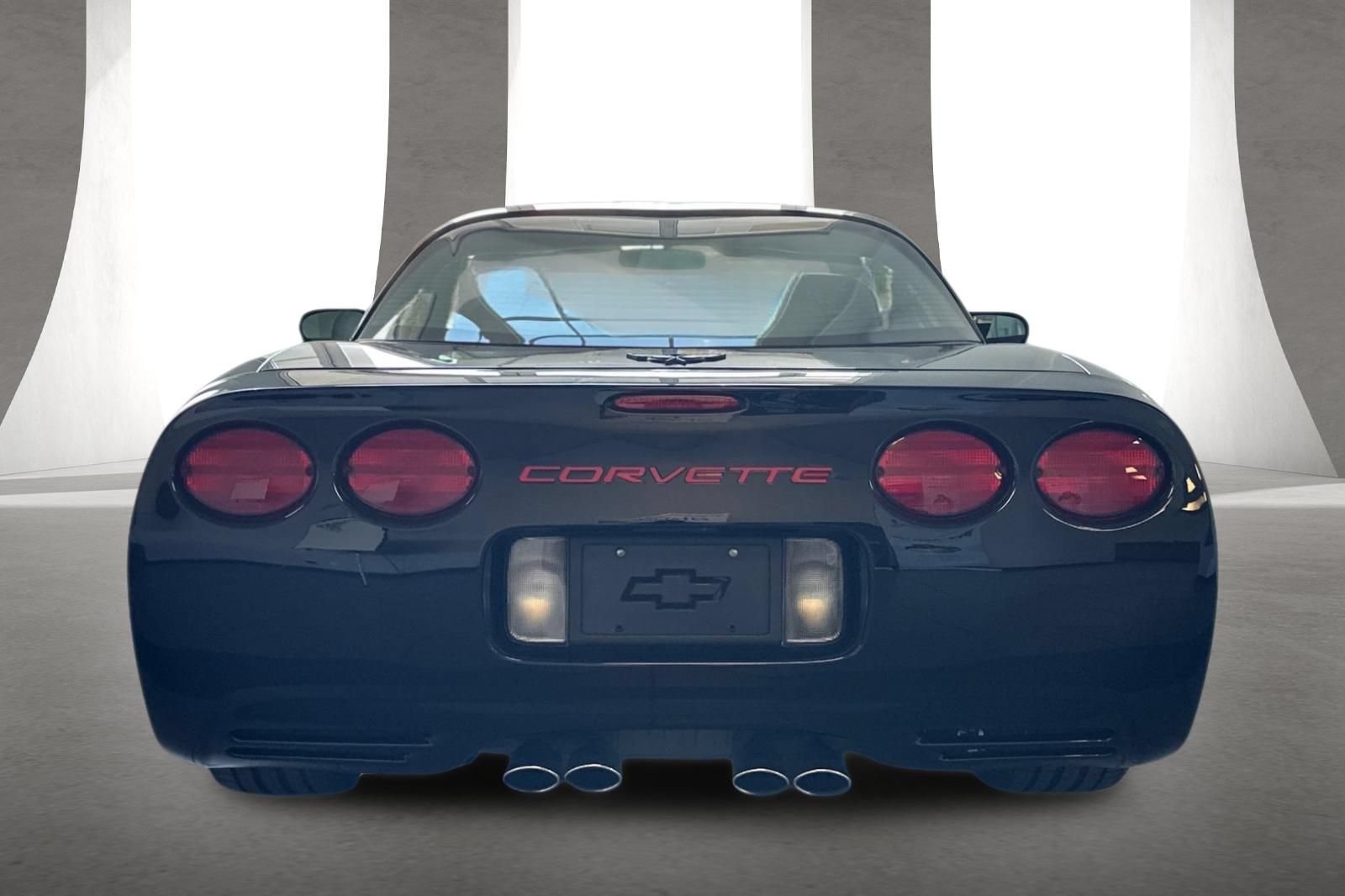 Used 1997 Chevrolet Corvette Coupe RWD image 5