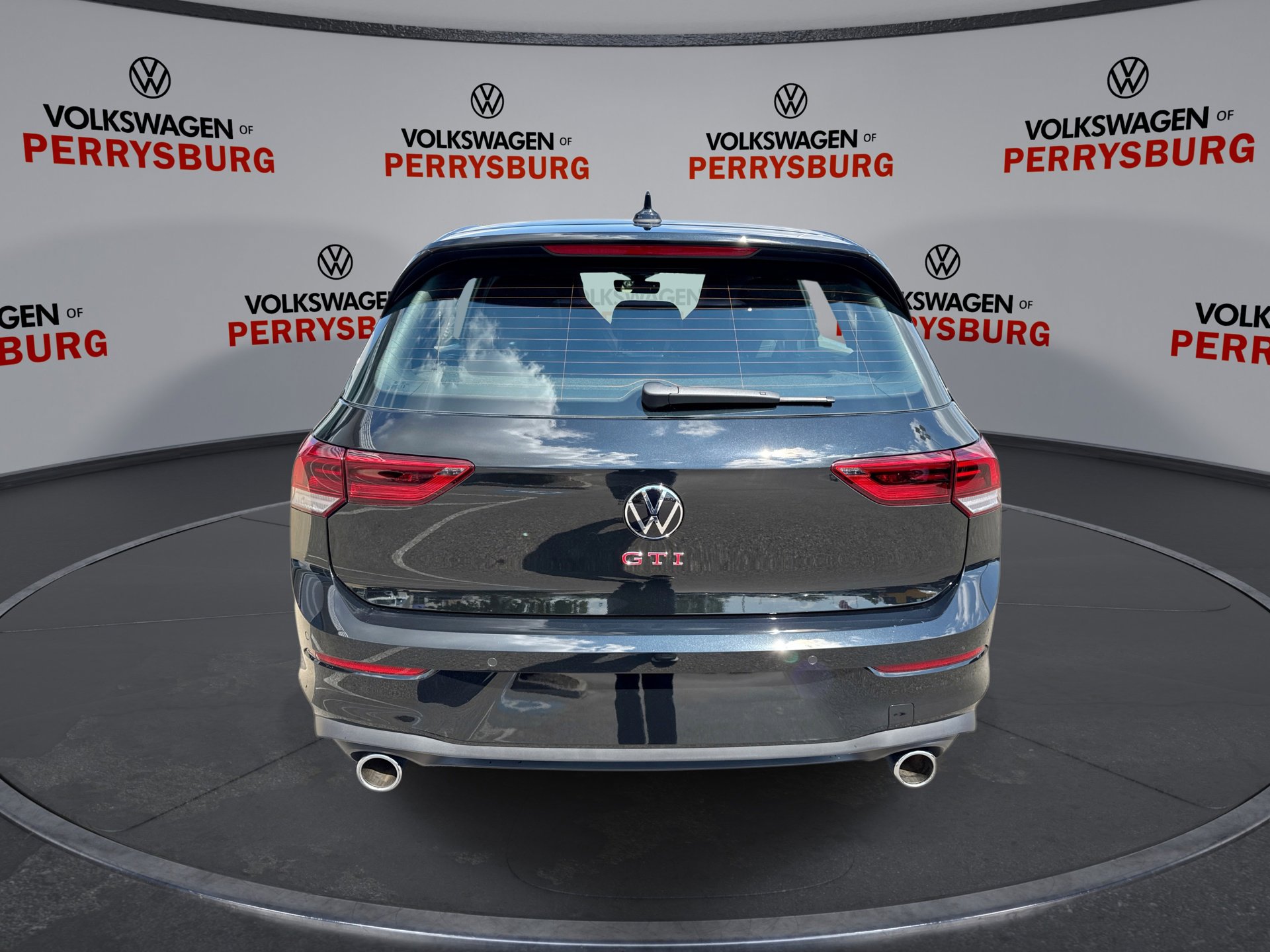 New 2025 Volkswagen GTI SE image 7