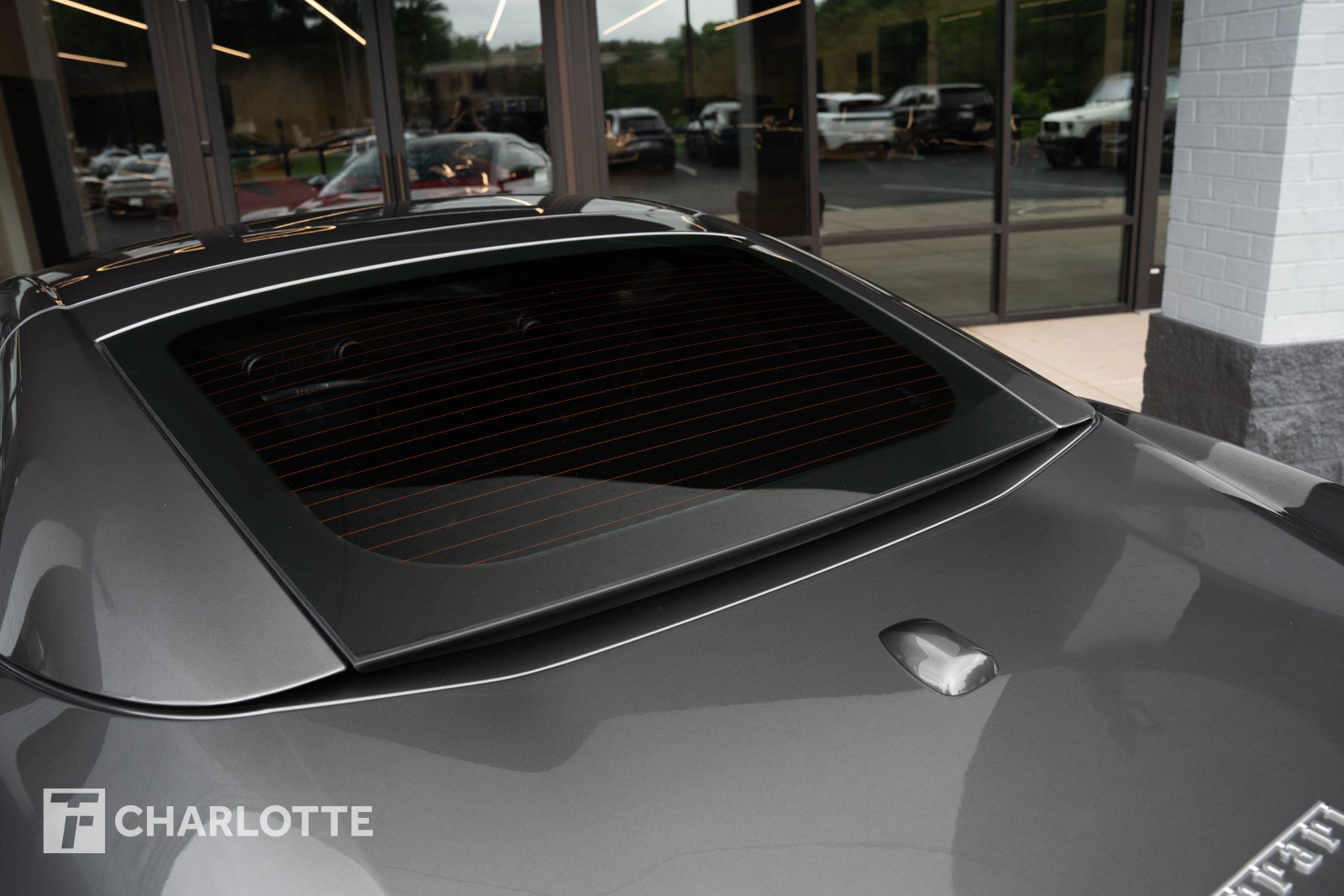 Used 2020 Ferrari Portofino RWD image 18