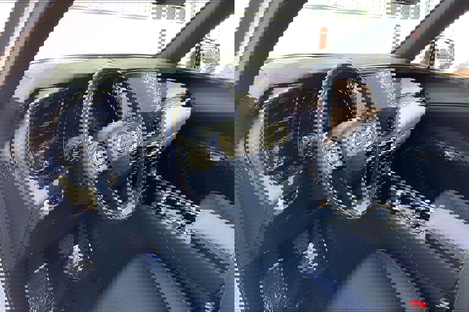 Used 2023 Lexus RX 350 Premium w/ Accessory Package image 18