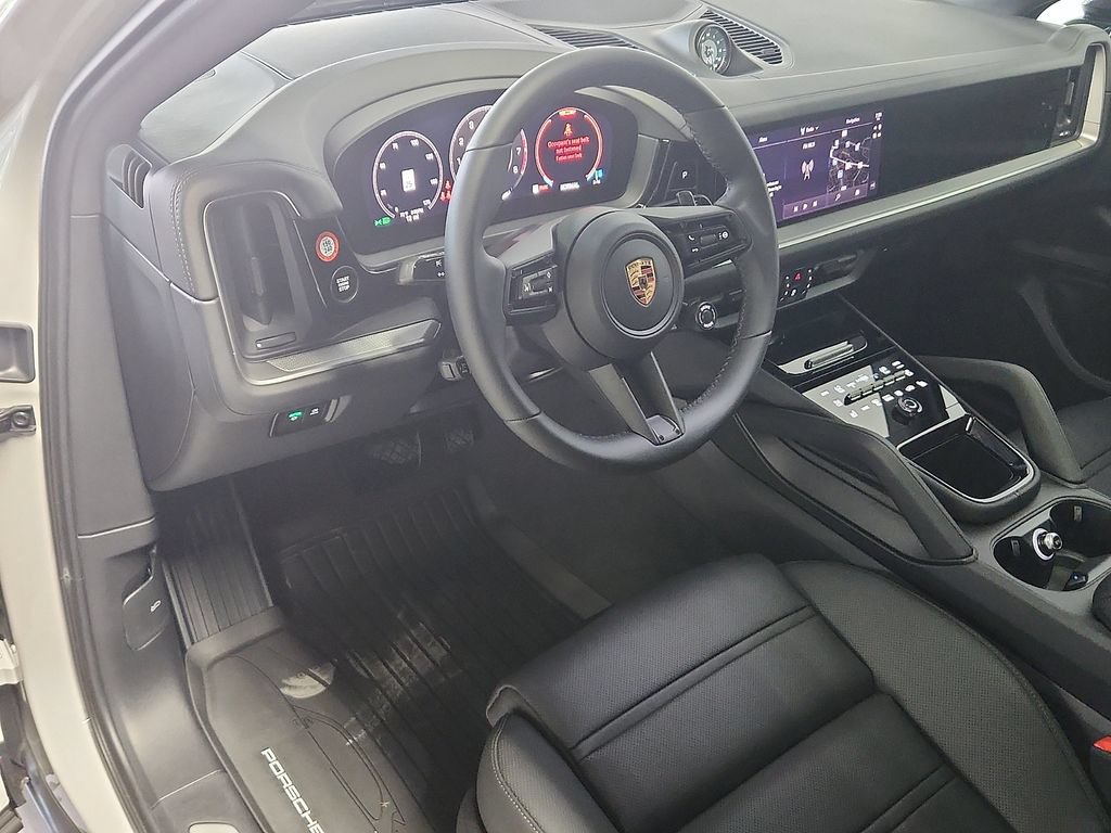New 2026 Porsche Cayenne Coupe AWD/4WD image 4