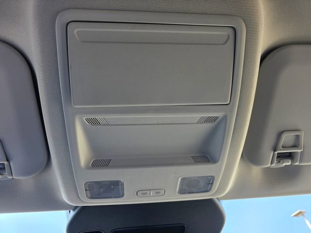 Used 2022 Ford Escape SE w/ SE Sport Appearance Package image 23