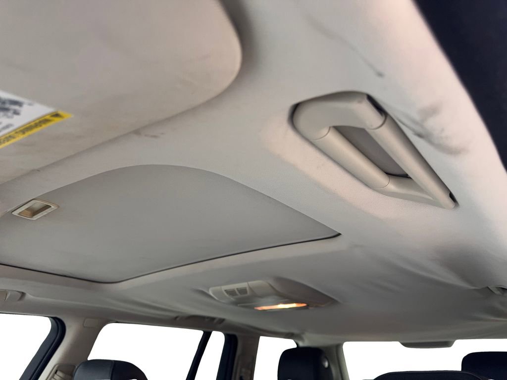 Used 2012 Land Rover Range Rover HSE image 62