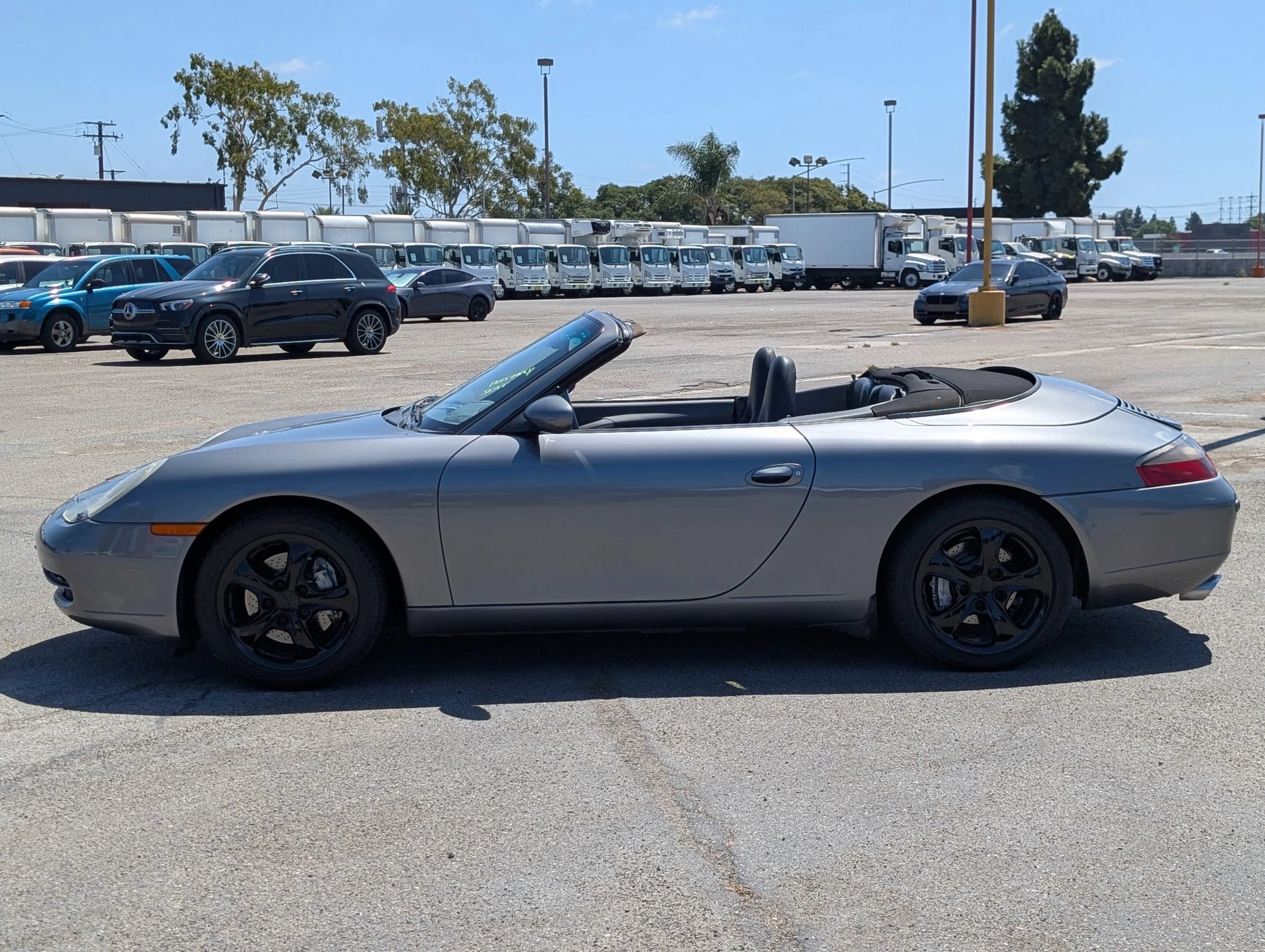 Used 2001 Porsche 911 Carrera 4 AWD/4WD image 5