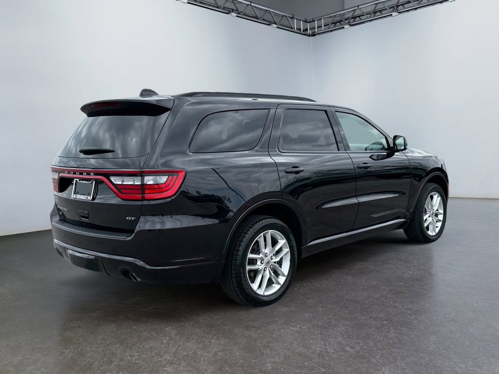 Used 2024 Dodge Durango GT image 3