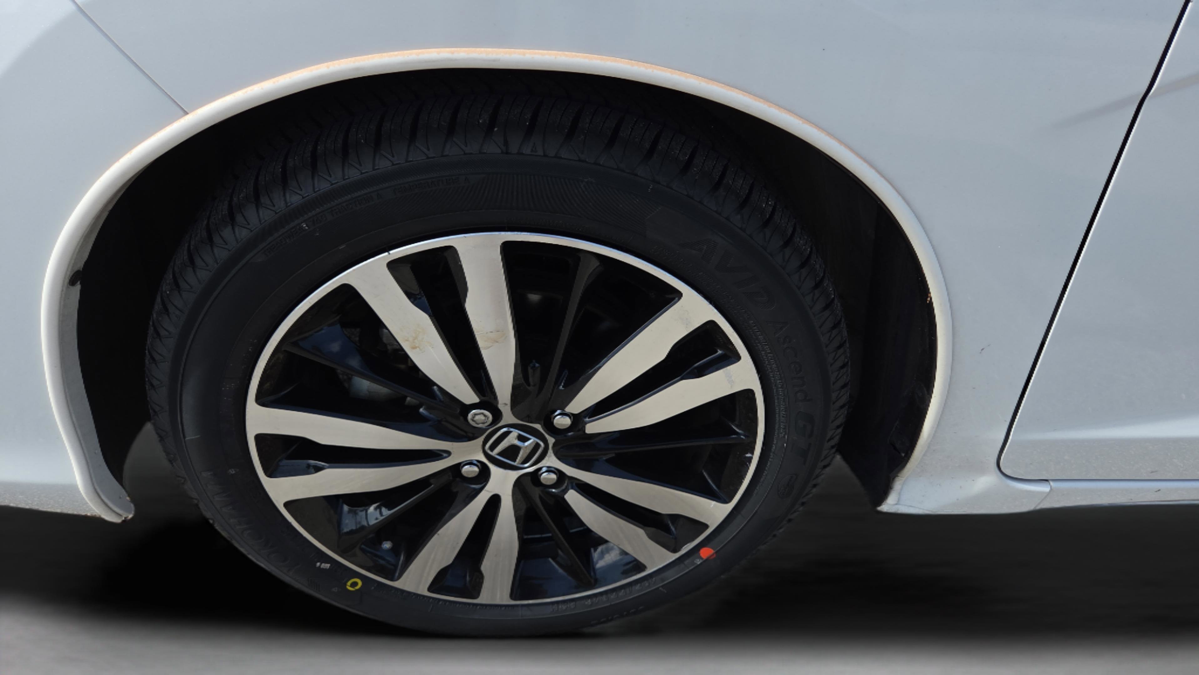 Certified 2019 Honda Fit EX image 22