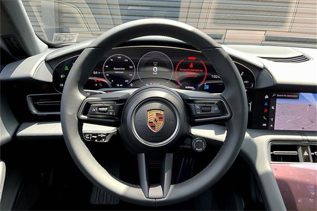 New 2025 Porsche Taycan image 7