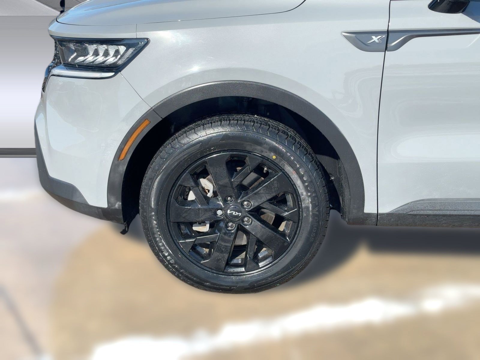 Used 2022 Kia Sorento S w/ Panoramic Sunroof Package image 12