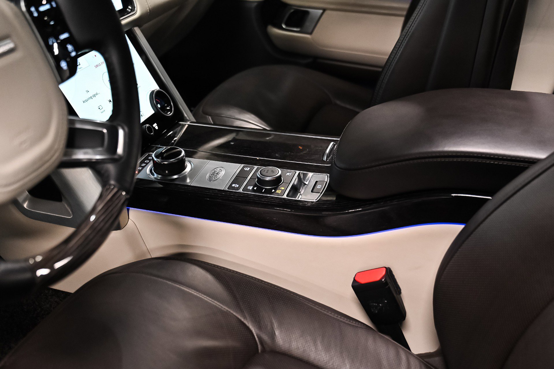 Used 2020 Land Rover Range Rover Long Wheelbase Autobiography image 10