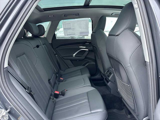 New 2025 Audi Q5 Premium Plus image 12