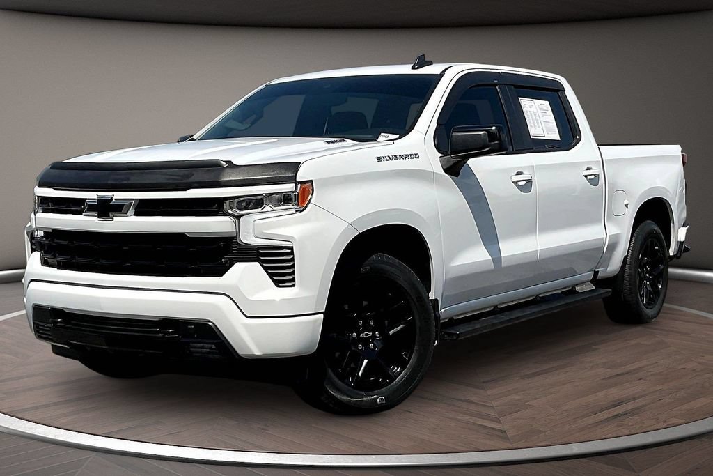 Used 2024 Chevrolet Silverado 1500 RST RWD image 3