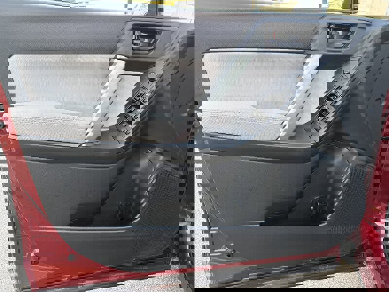 Used 2015 Subaru Forester 2.5i w/ Alloy Wheel Package image 14