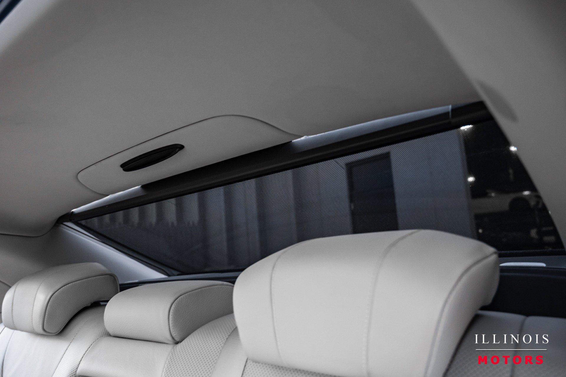 Used 2015 Mercedes-Benz S 550 Sedan w/ Premium 1 Package image 34