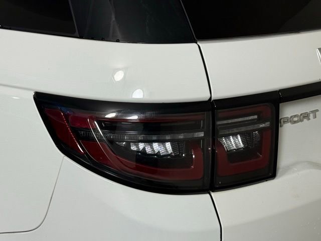 Used 2022 Land Rover Discovery Sport S image 13