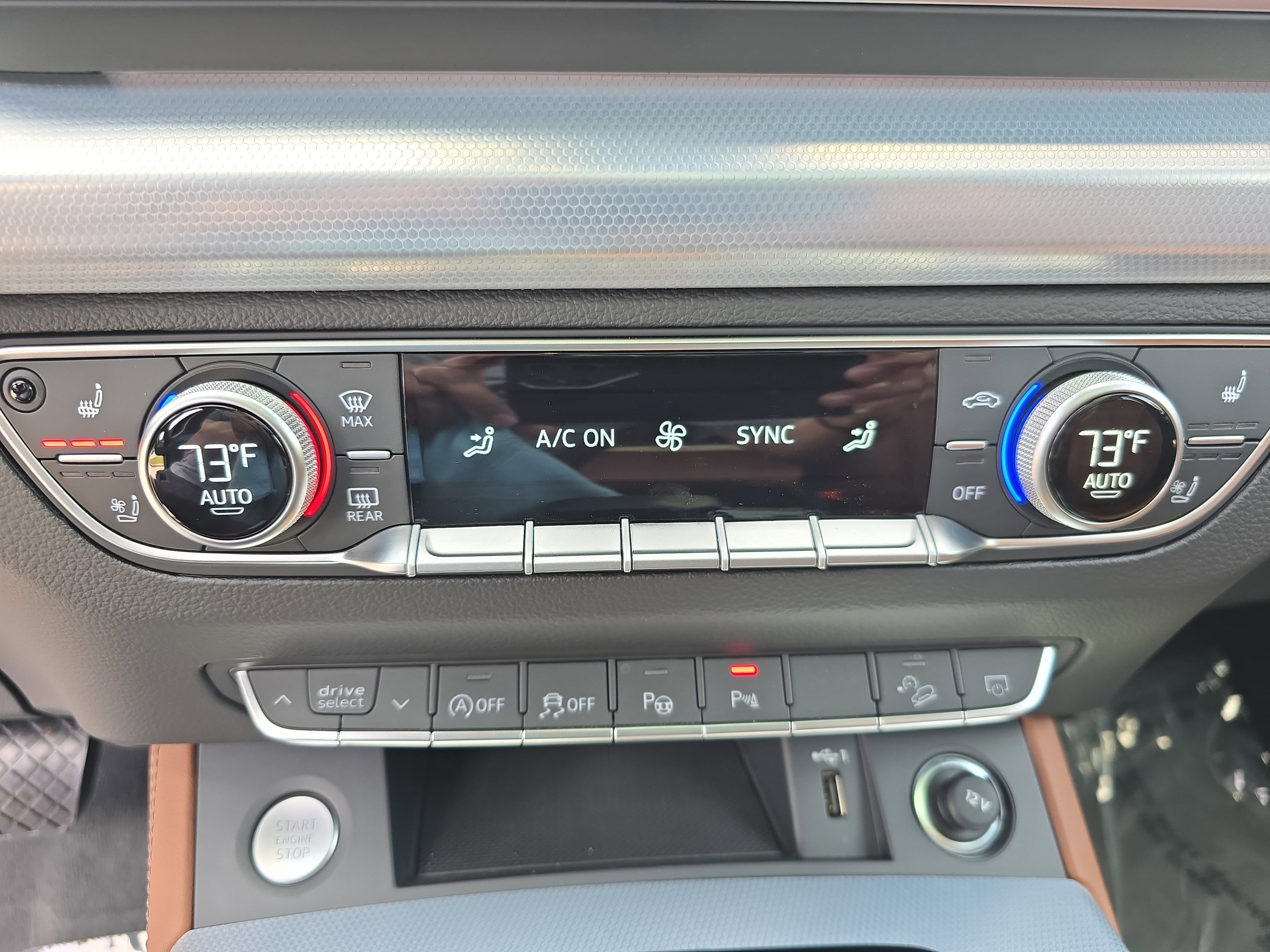 Used 2025 Audi Q5 Prestige w/ Prestige Package image 19