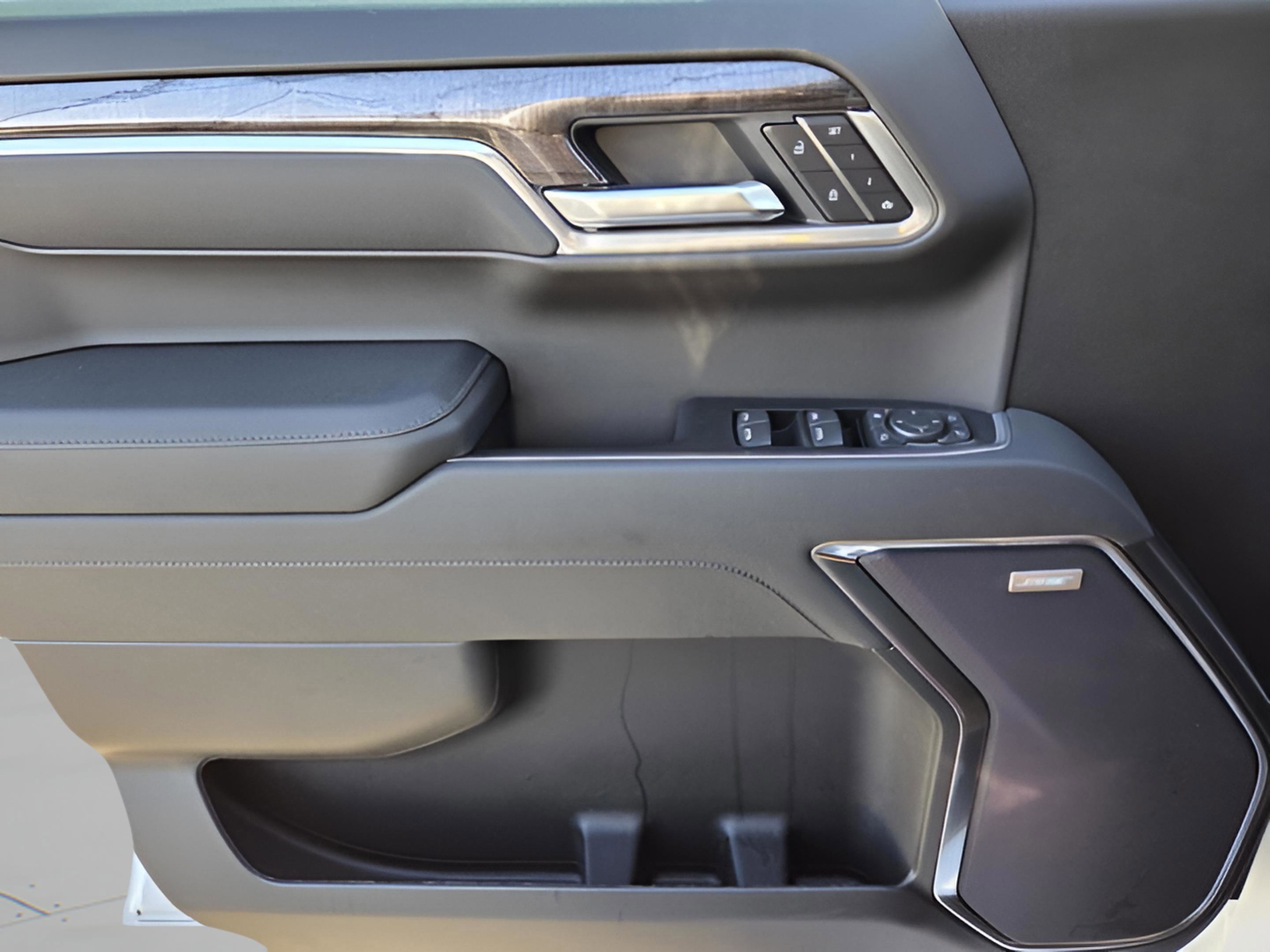 New 2026 Chevrolet Silverado 1500 LTZ w/ LTZ Premium Package image 26