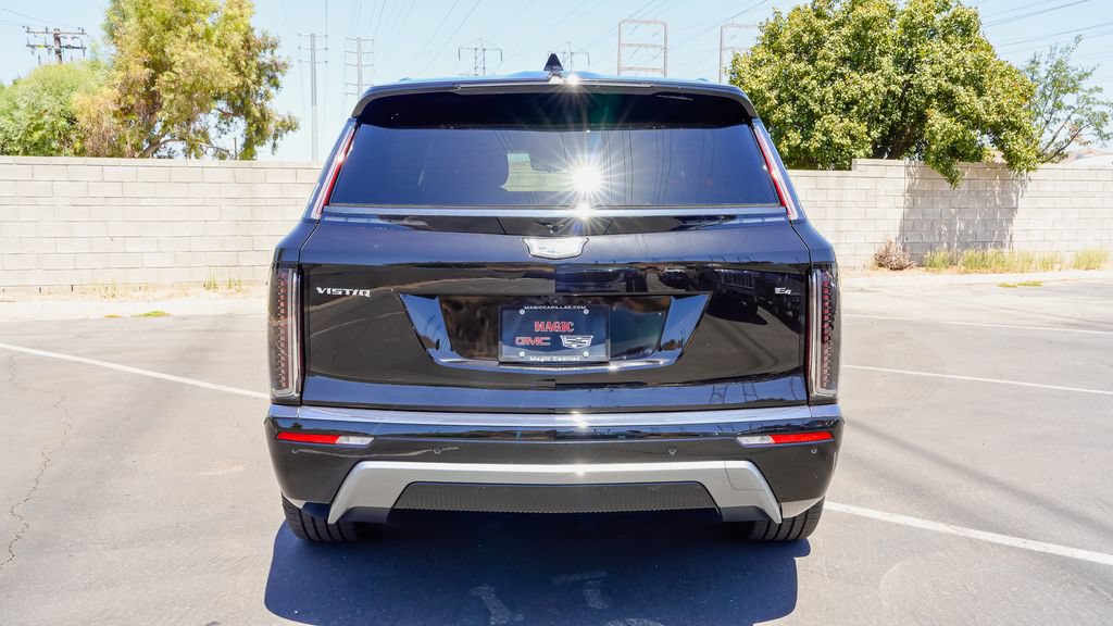 New 2027 Cadillac Vistiq Sport w/ LPO, Floor Liner Package AWD/4WD image 8