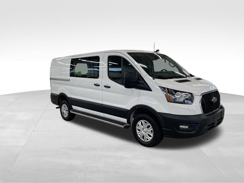 Used 2025 Ford Transit 250 Low Roof w/ Exterior Upgrade Package RWD image 32