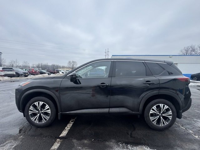 Used 2021 Nissan Rogue SV image 5