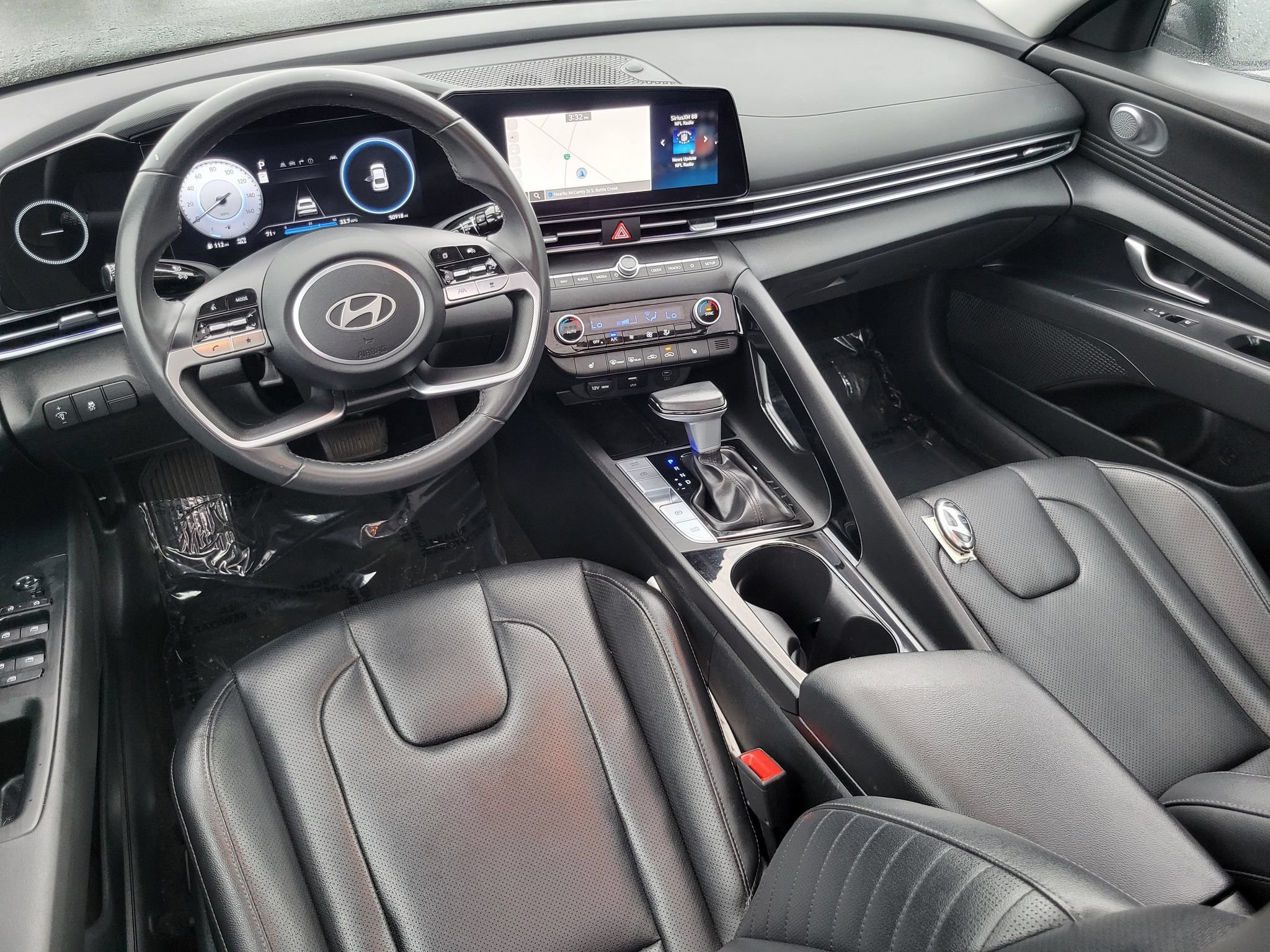 Used 2025 Hyundai Elantra Limited FWD image 26