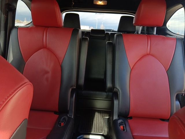 Used 2021 Toyota Highlander XSE image 22