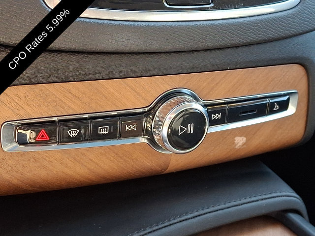Certified 2023 Volvo XC90 B6 Plus AWD/4WD image 21
