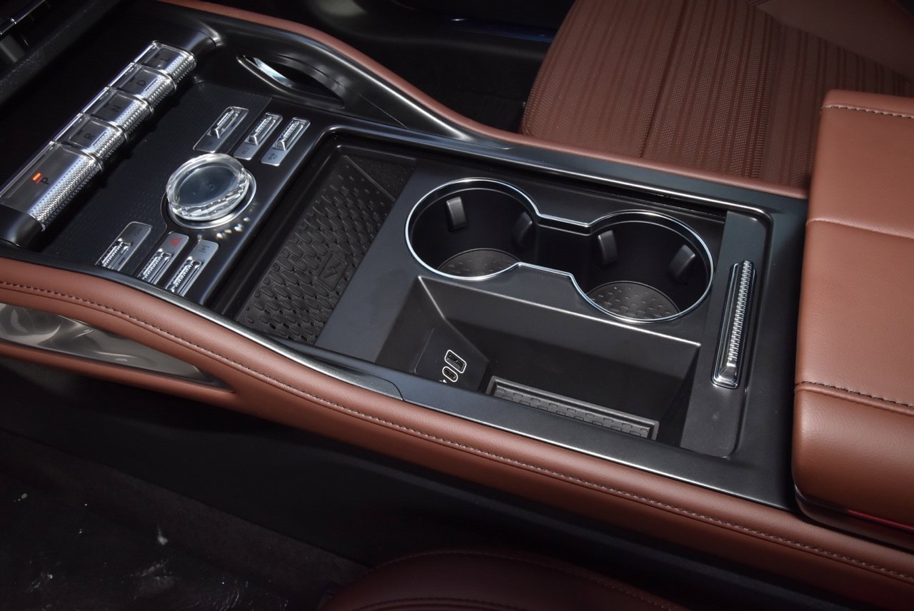 New 2026 Lincoln Nautilus Reserve AWD/4WD image 32