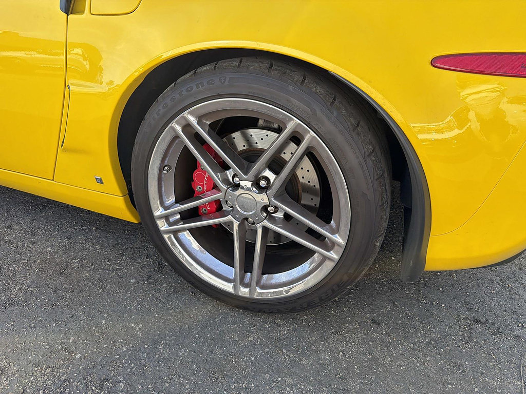 Used 2006 Chevrolet Corvette Z06 w/ Preferred Equipment Group RWD image 5
