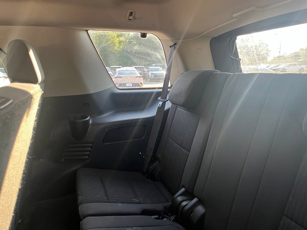 Used 2017 GMC Yukon SLE w/ SLE Value Package AWD/4WD image 26