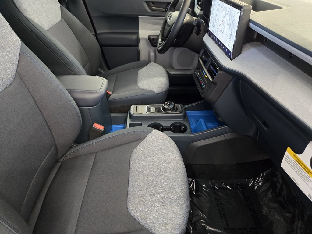 New 2026 Ford Maverick XLT w/ XLT Luxury Package FWD image 12