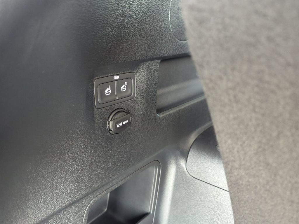 Used 2023 Kia Telluride S image 14