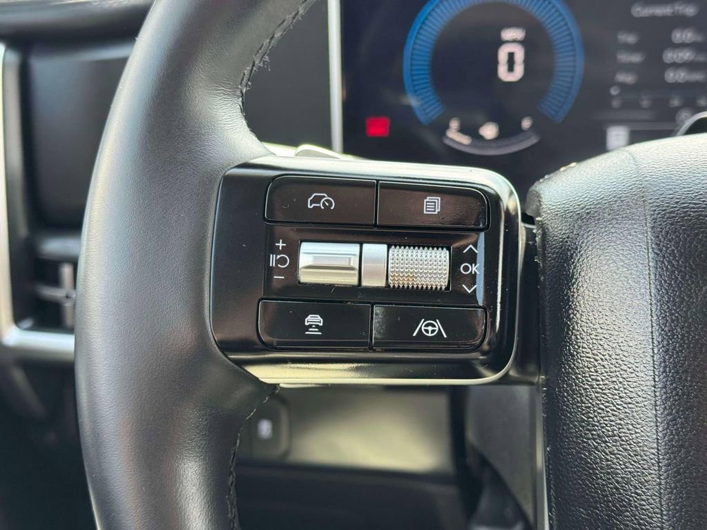 Used 2025 Hyundai Santa Fe SEL image 20