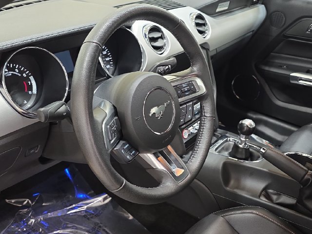 Used 2015 Ford Mustang GT Premium RWD image 12