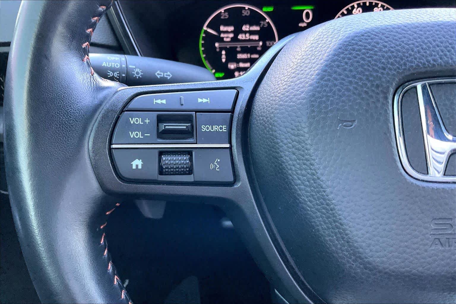 Used 2025 Honda CR-V Sport image 24