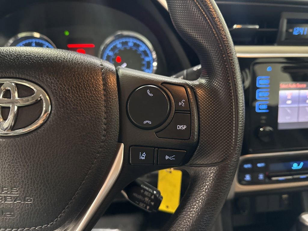 Used 2017 Toyota Corolla L image 11