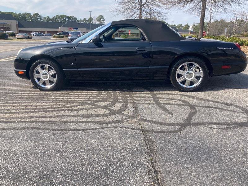 Used 2004 Ford Thunderbird image 6