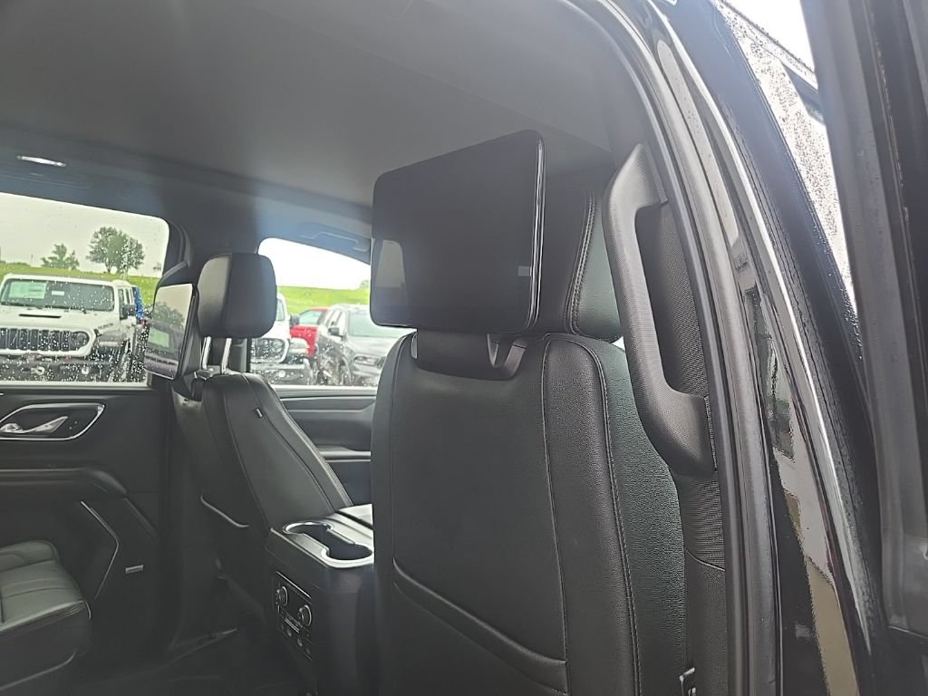 Used 2021 Chevrolet Tahoe RST w/ Luxury Package AWD/4WD image 86