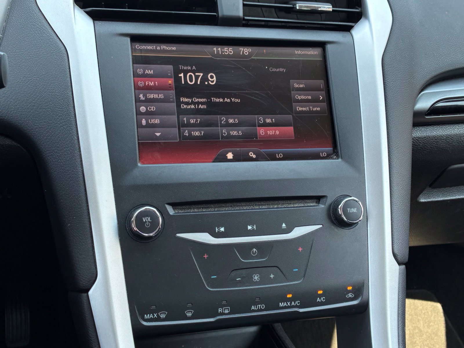Used 2013 Ford Fusion SE FWD image 10