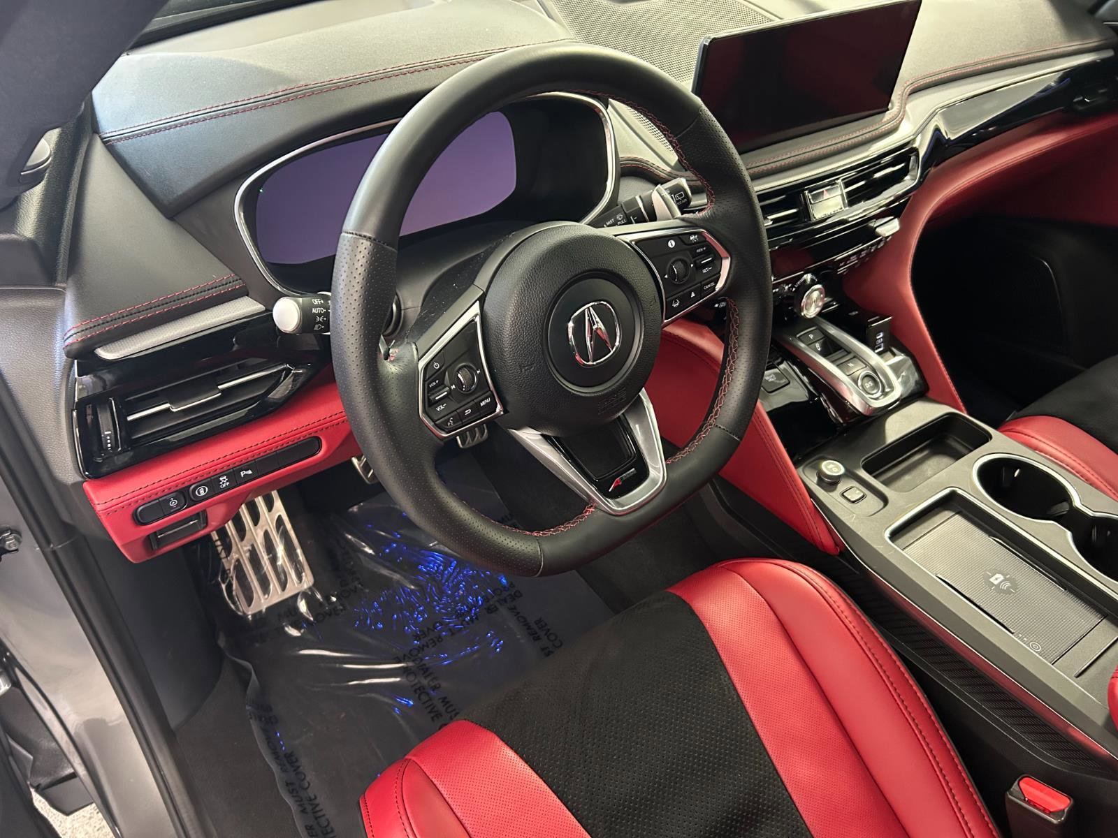 Used 2025 Acura MDX A-Spec image 18