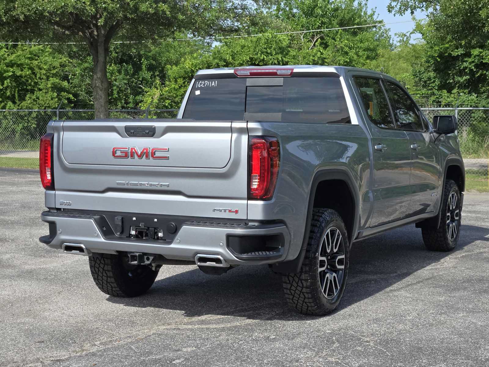 Certified 2024 GMC Sierra 1500 AT4 w/ AT4 Preferred Package AWD/4WD image 7