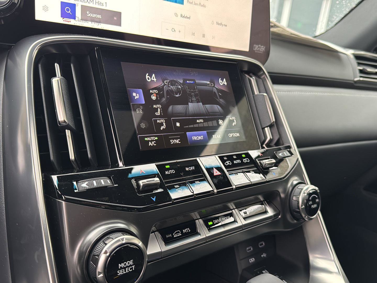 New 2026 Lexus LX 700h Luxury AWD/4WD image 22