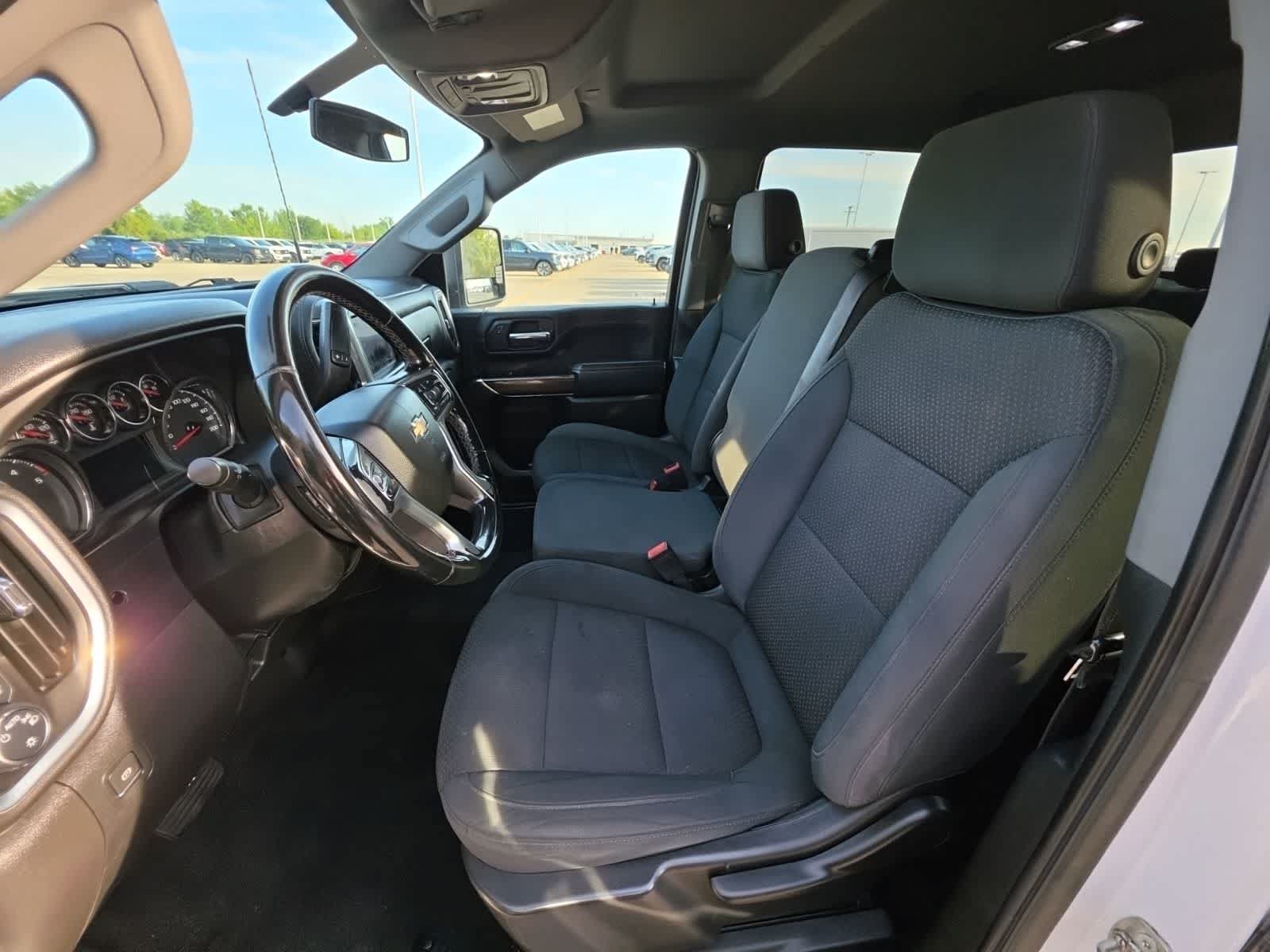 Used 2023 Chevrolet Silverado 2500 LT AWD/4WD image 18