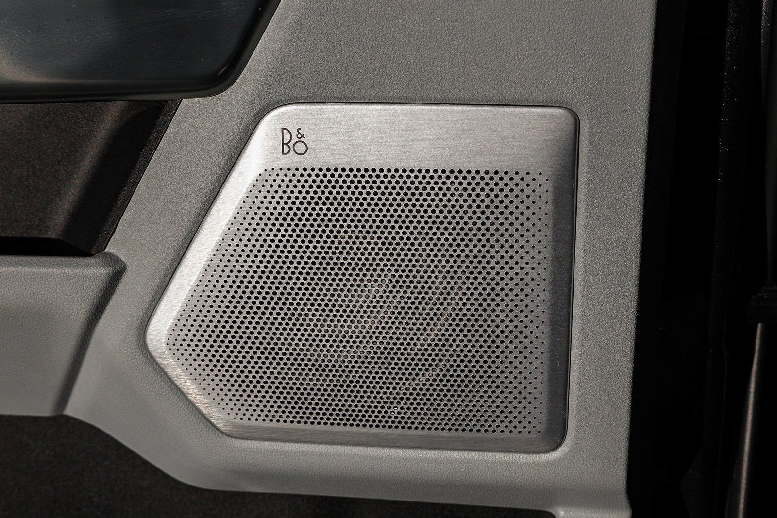 Used 2024 Ford F350 Limited image 23