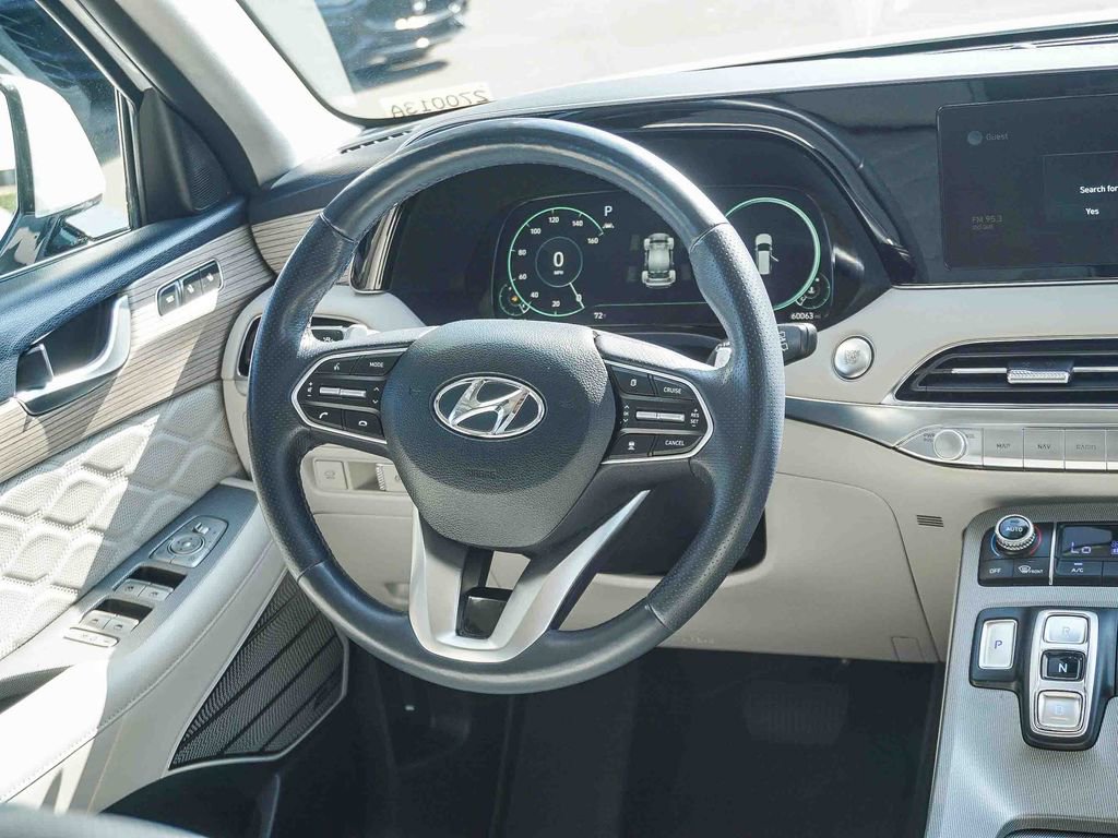 Used 2022 Hyundai Palisade Calligraphy image 17