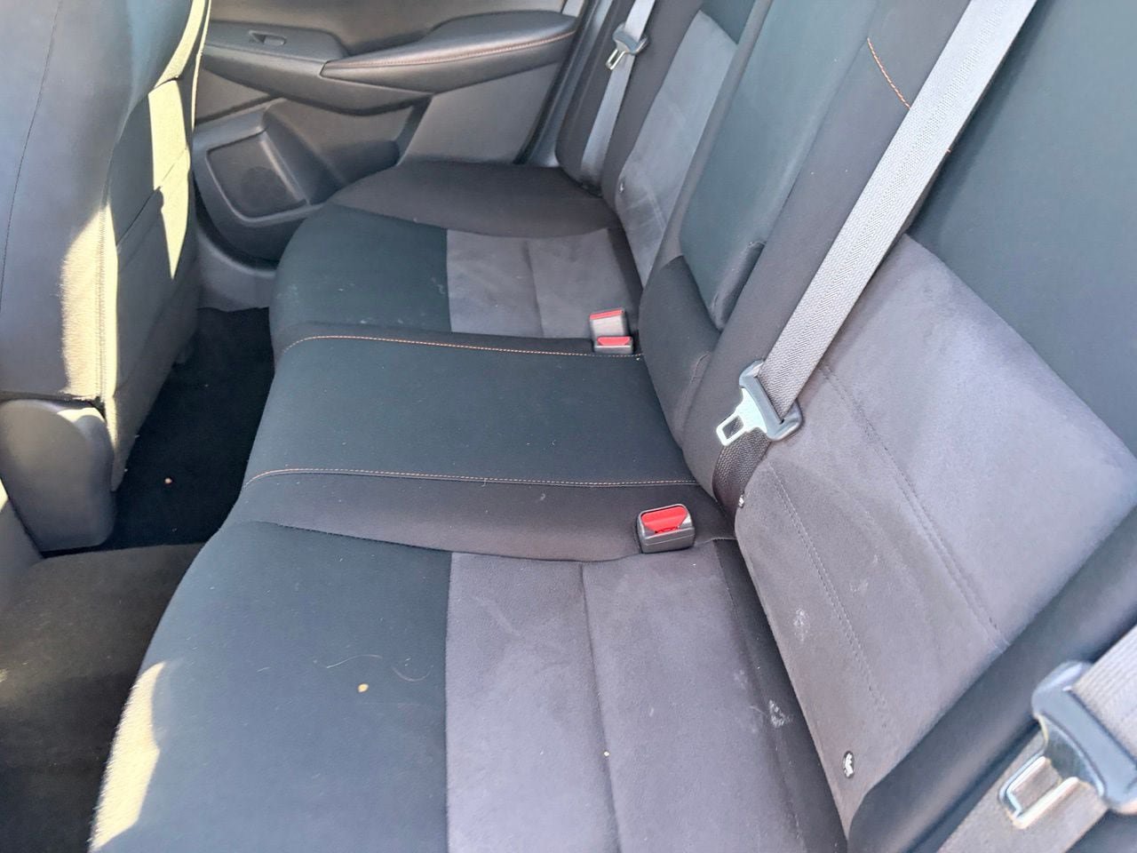 Used 2022 Nissan Sentra SR w/ Electronics Package FWD image 17