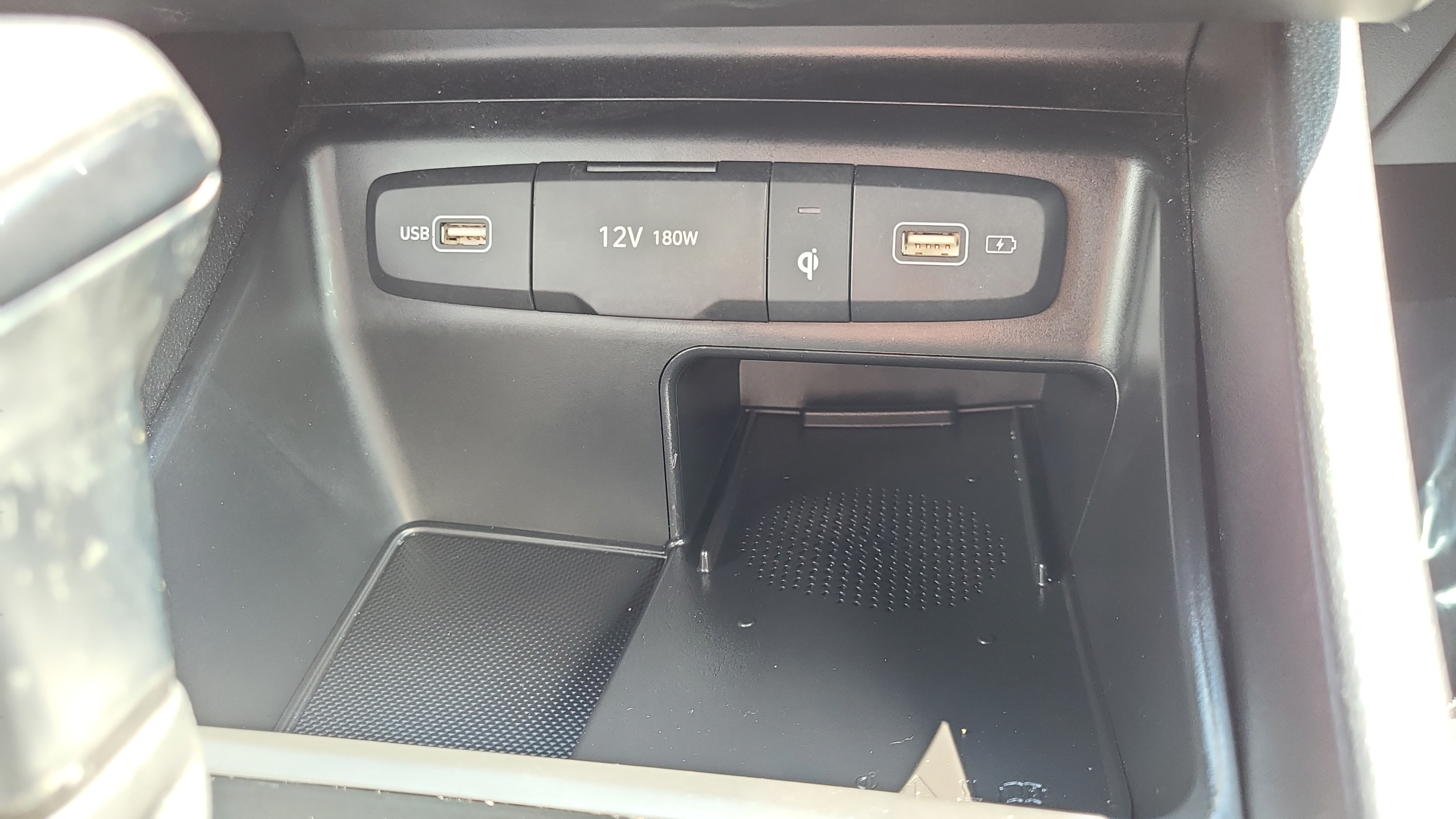 Used 2024 Hyundai Santa Cruz SEL w/ Activity Package FWD image 23