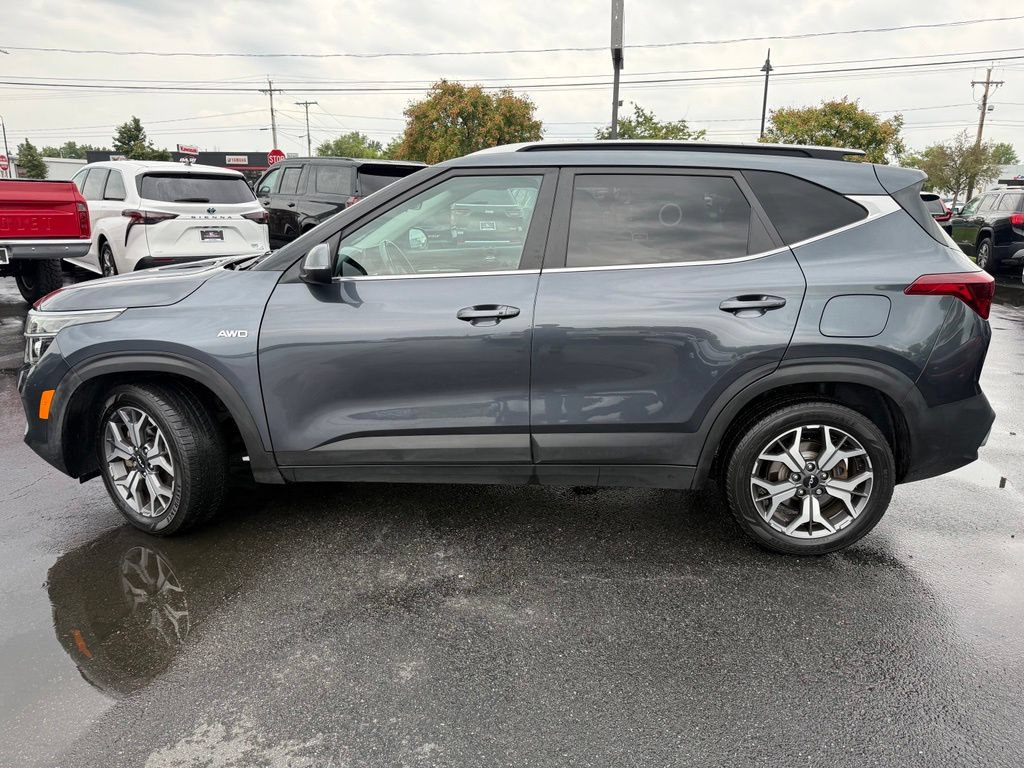 Used 2022 Kia Seltos EX AWD/4WD image 8
