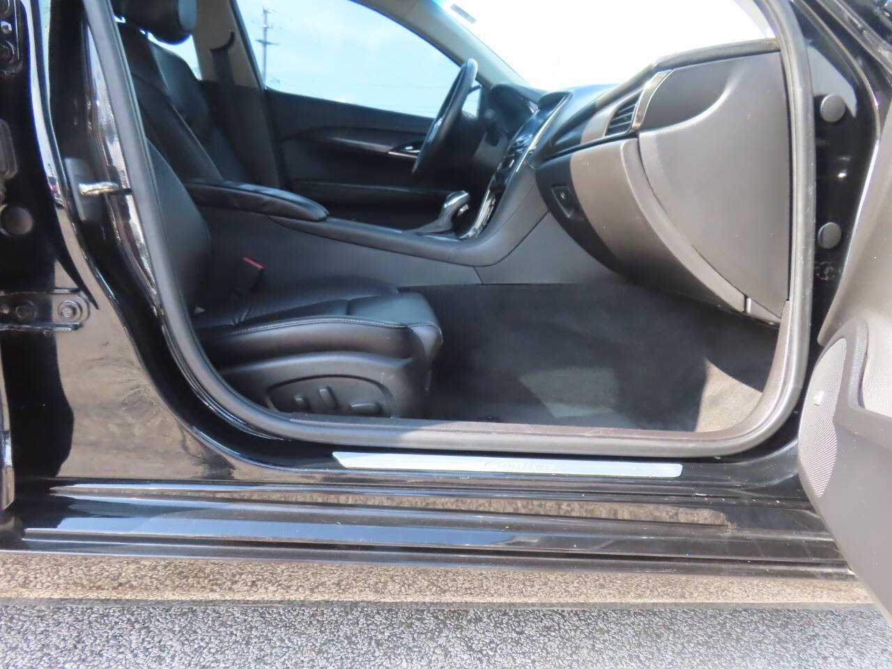 Used 2014 Cadillac ATS 2.0T Sedan RWD image 17