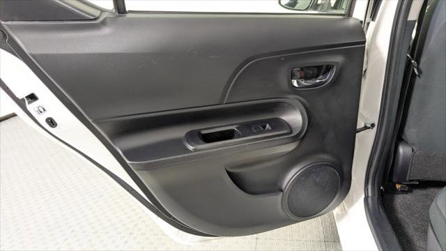 Used 2016 Toyota Prius C Two image 14