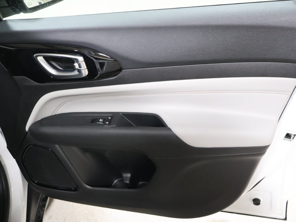New 2026 Jeep Compass Limited AWD/4WD image 18